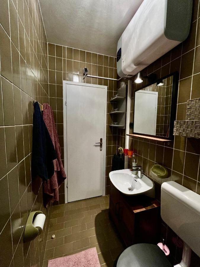 Apartmani Zora Cres Bagian luar foto