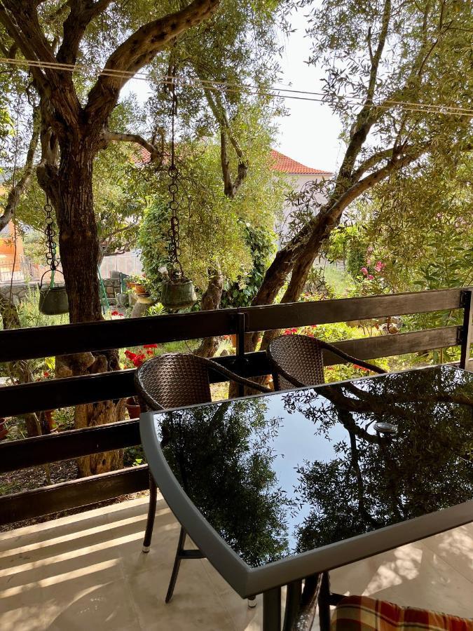 Apartmani Zora Cres Bagian luar foto